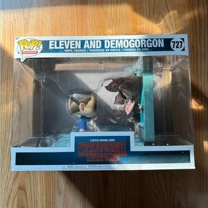 Eleven vs Demogorgon Funko Pop